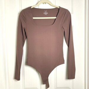 Nuuds Long Sleeve Scoop Neck Bodysuit Size Small Brown Coffee